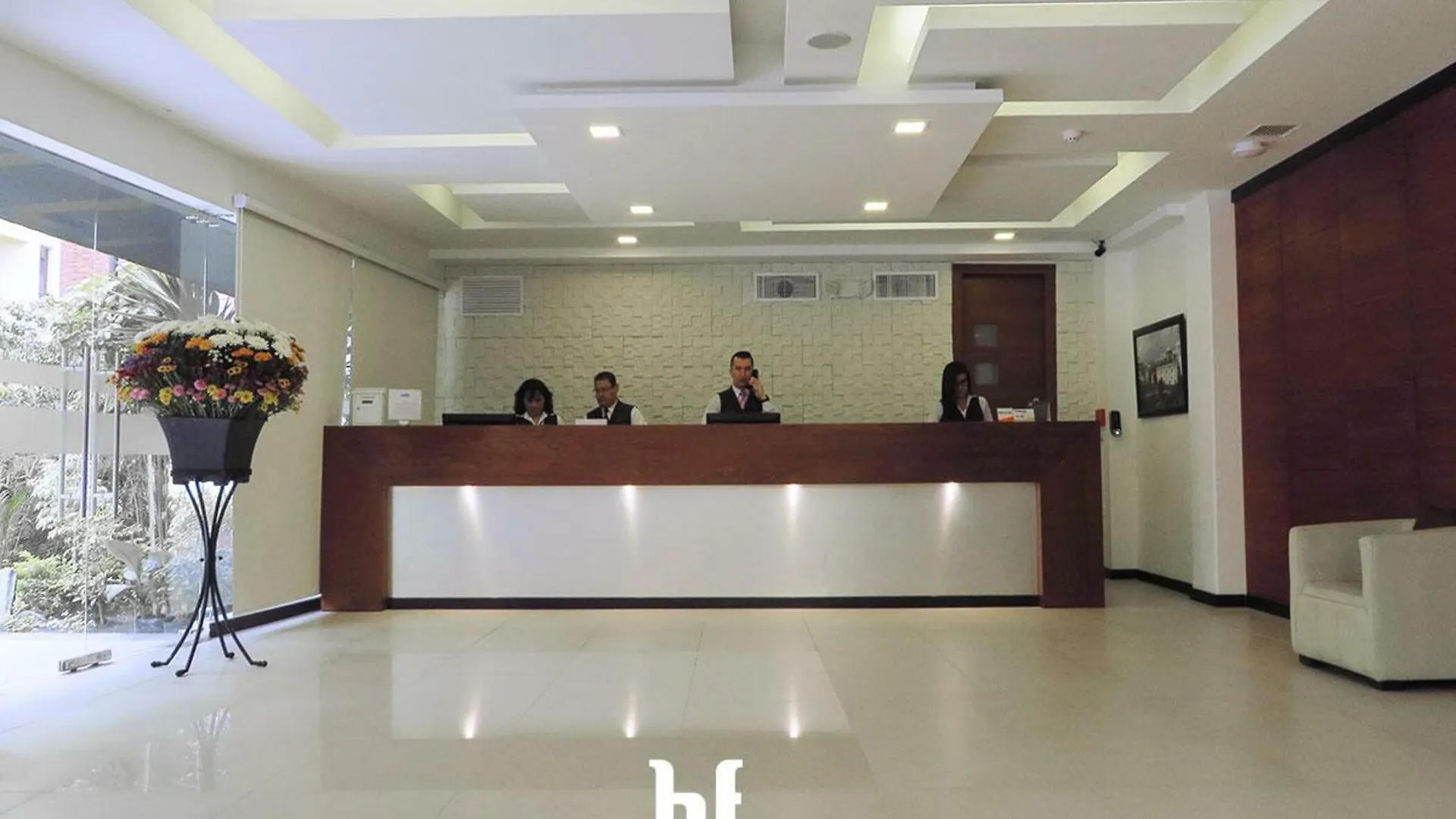 ****  Hotel Finlandia Quito Ecuador